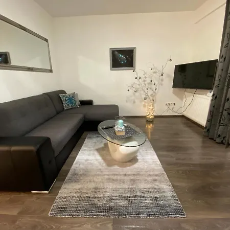 Krisztina Apartman Duna Garden Dunakeszi Exterior photo