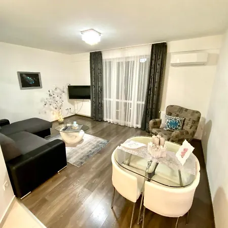 Krisztina Apartman Duna Garden Dunakeszi Exterior photo