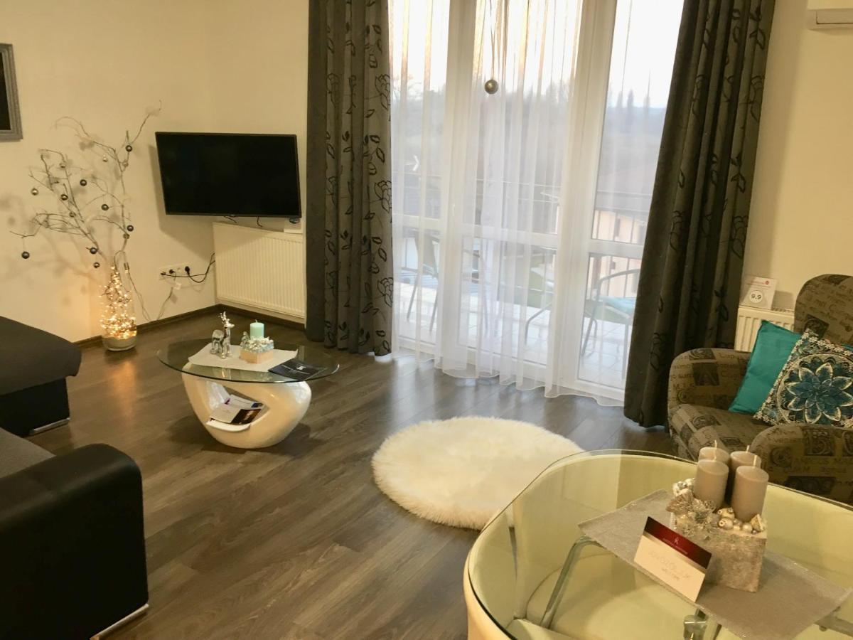 Apartment Krisztina Duna Garden *