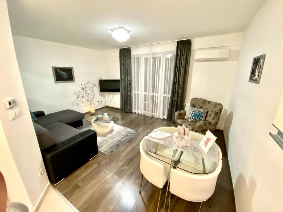 Krisztina Duna Garden Apartment